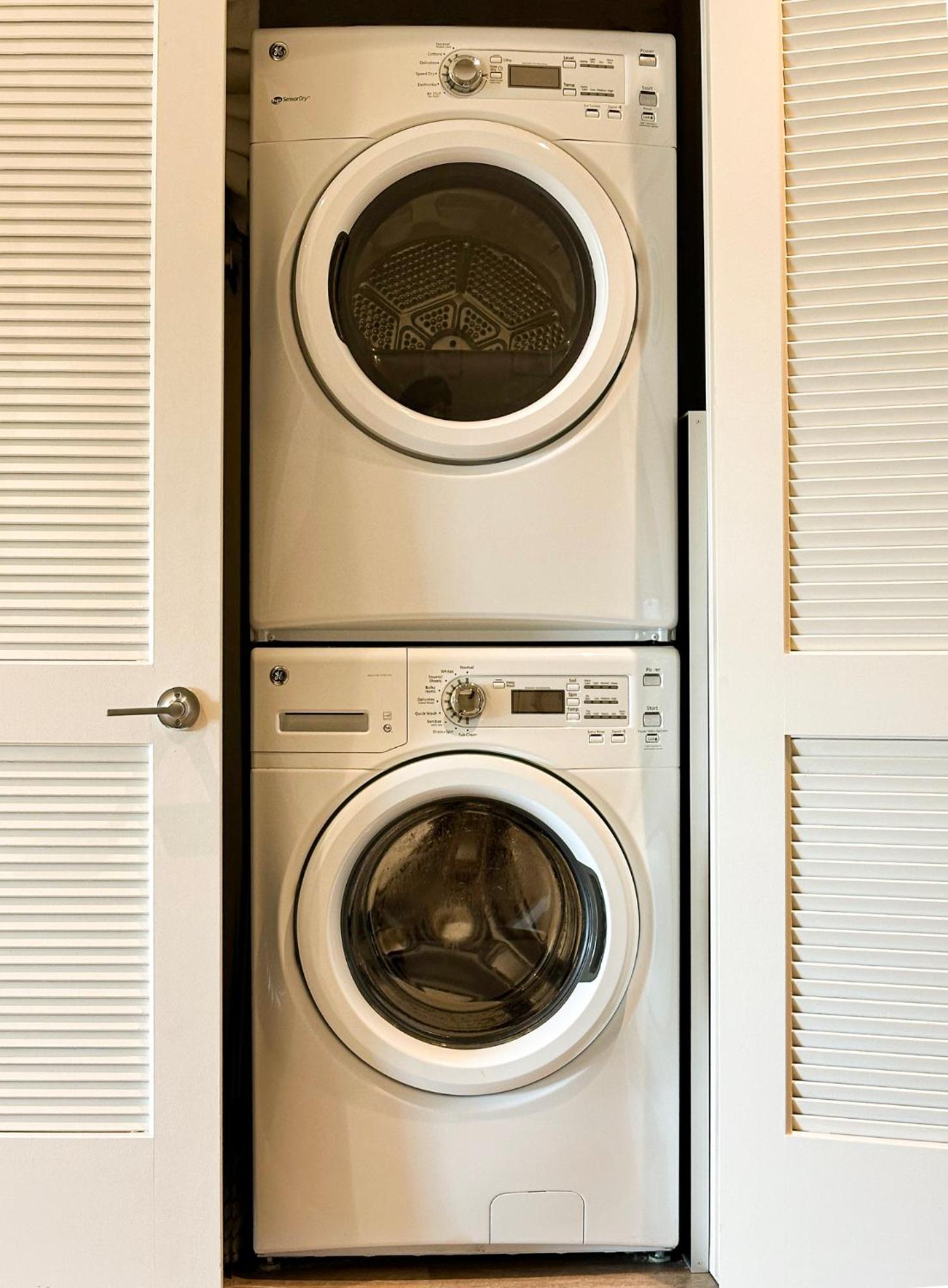 Gorgeous 2-bedroom 2-bathroom Apartamento *